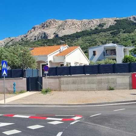 Apartments Andrea II Baška Eksteriør bilde