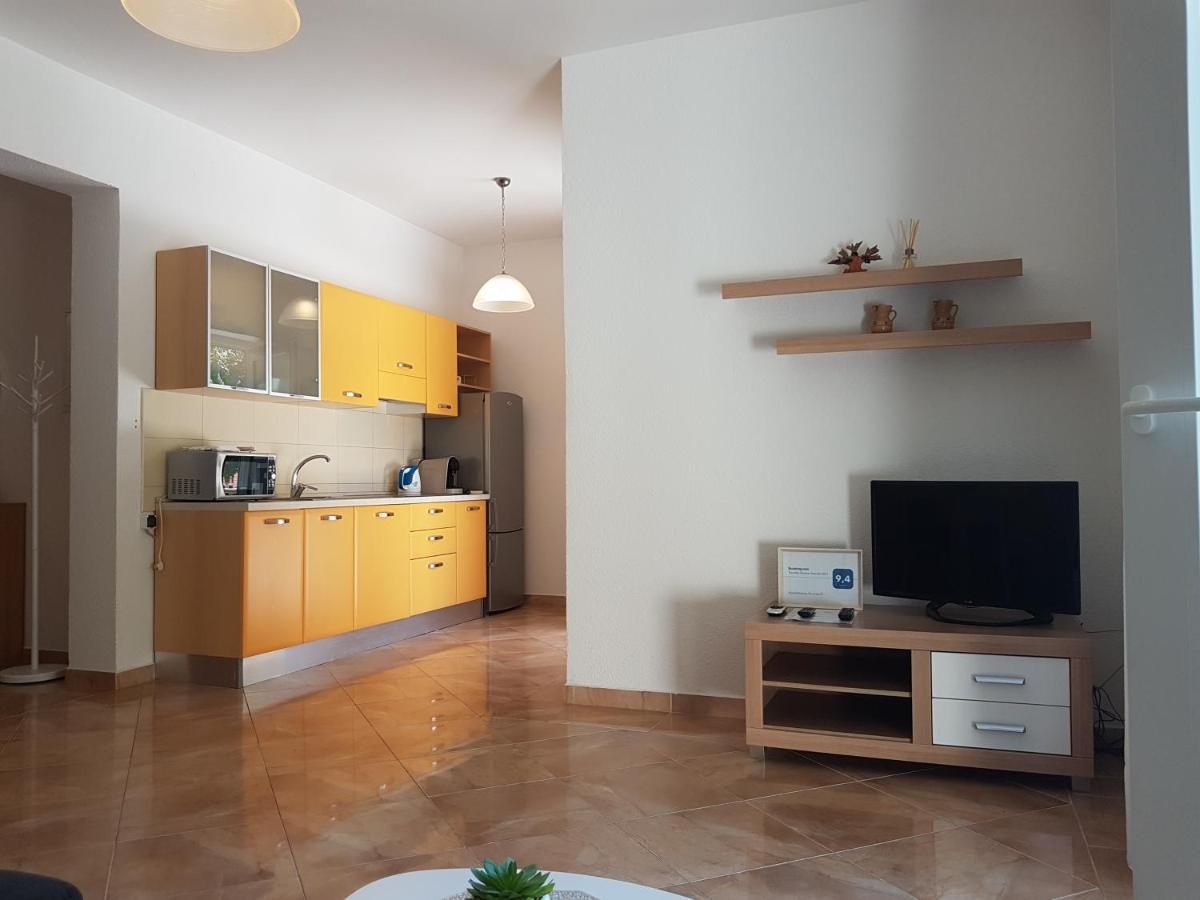 Apartments Andrea II Baška Eksteriør bilde
